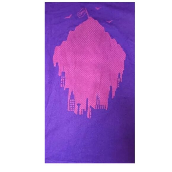 NWT "Bench Women's Purple Graphic Tee with Cityscape Design" Size S #9 - Picture 3 of 7